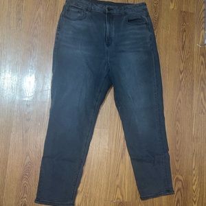 American Eagle Mom Jeans- Black